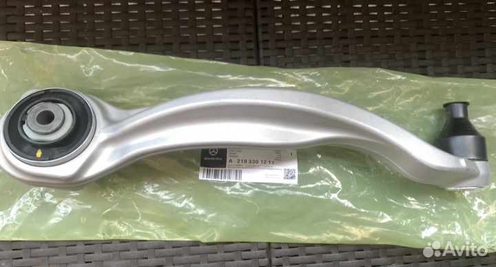 Рычаг R Mercedes-Benz CLS W218