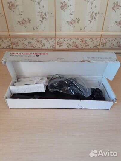 Видеорегистратор-зеркало