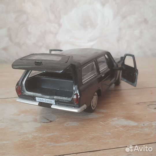 Модель автомобиля Технопарк Волга газ-2402