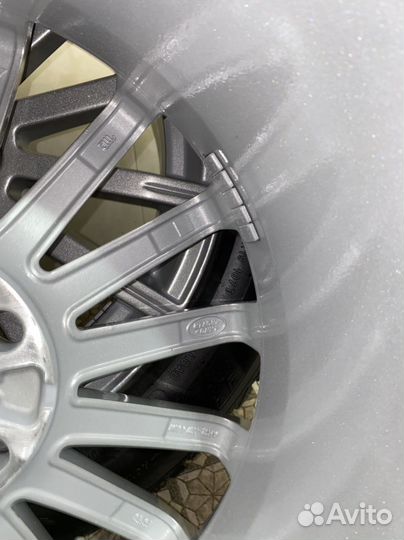 Оригинальные зимние колеса Land Rover R19