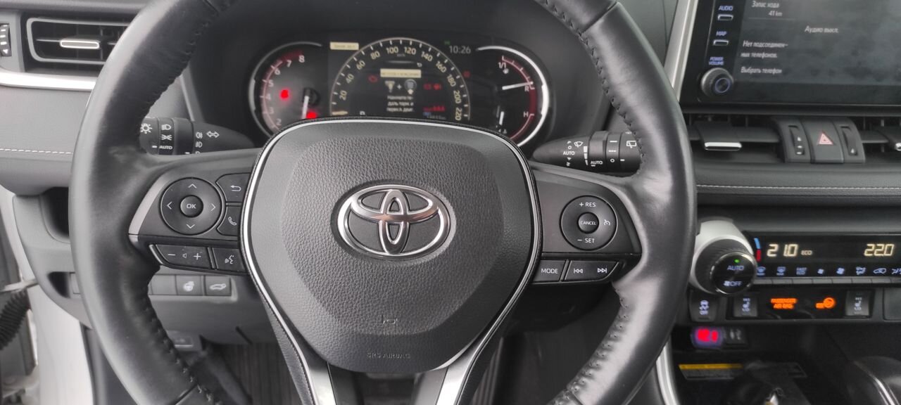 Toyota RAV4: фото владельца