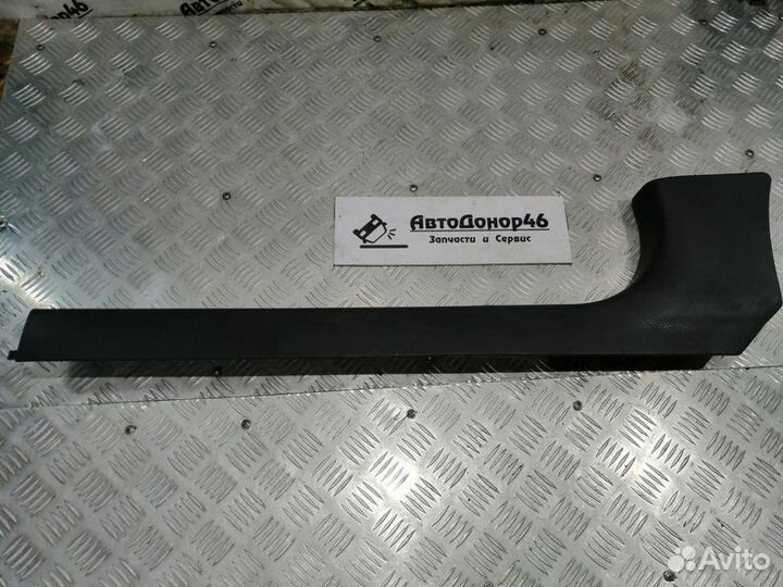 Накладка на порог передняя левая Nissan Teana J31