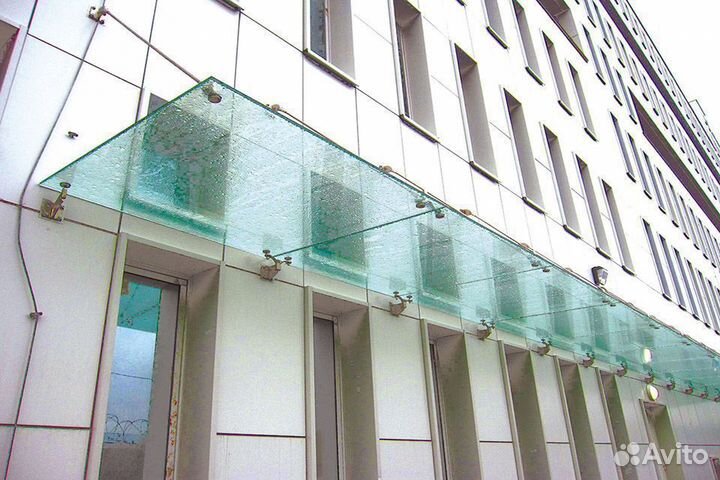 Стеклянный козырек на подвесах