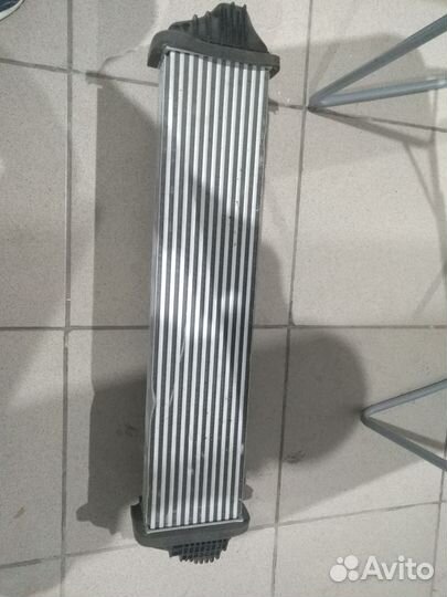 Интеркулер 302000800AA