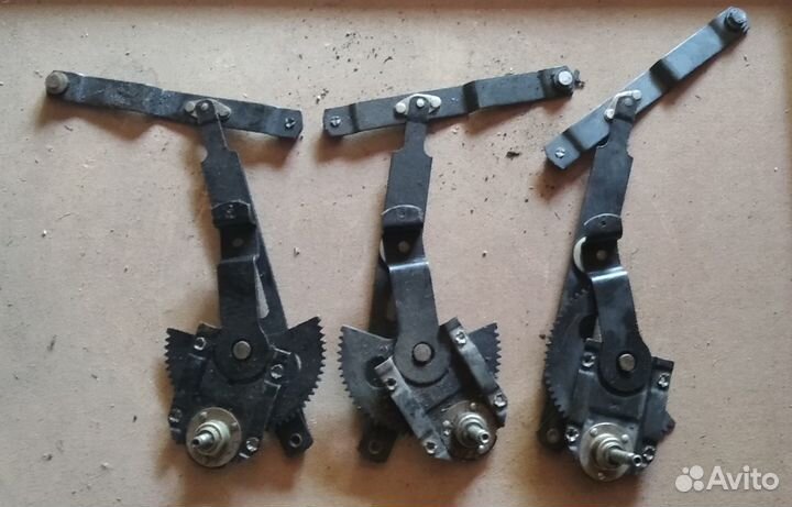 Механизм стеклоподъемника газ 3110