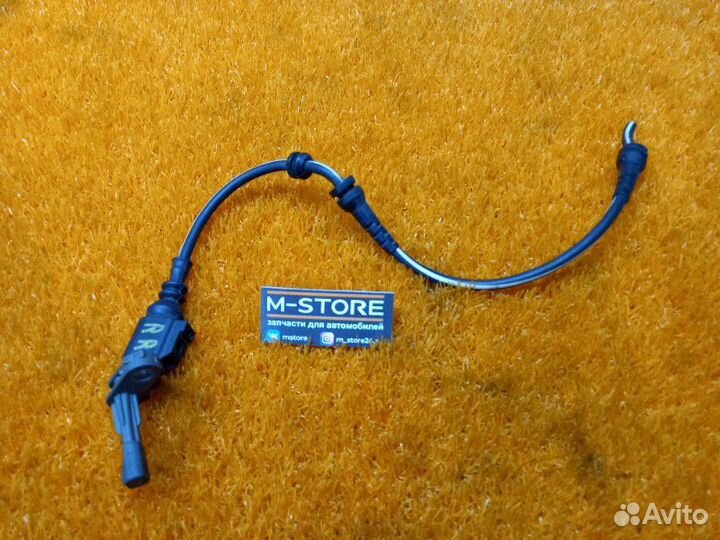 Датчик abs задний правый Volkswagen Passat B7 caxa