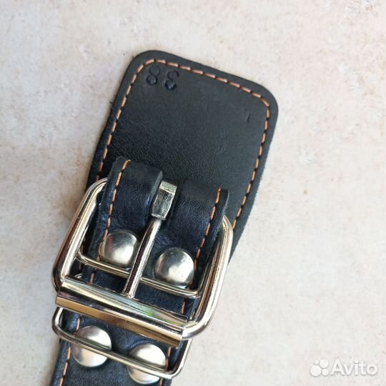 Ошейник коженный для собак с двумя поводками