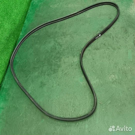 Уплотнитель багажника Mitsubishi ASX GA1W 2010