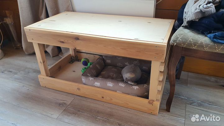 Будка, лежанка для собаки