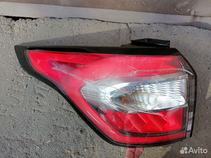 Задняя фара Ford Kuga 2 (2017)