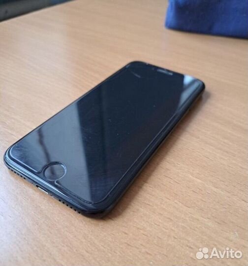 Телефон iPhone 7 onyx