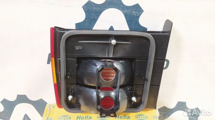 Фонарь задн. внутр. лев. (SDN) VW Passat B4 (93-97