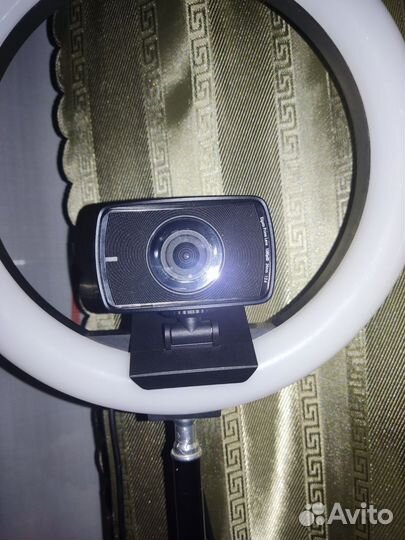 Веб-камера elgato facecam