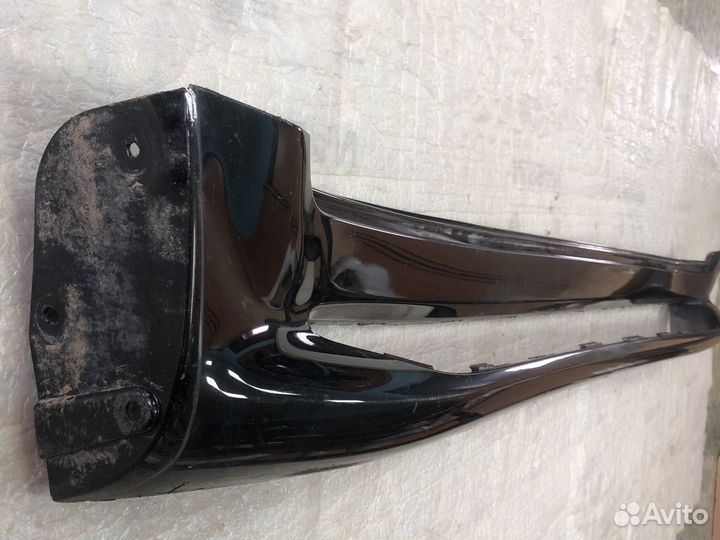 Накладка на порог наружная левая Lexus LX570