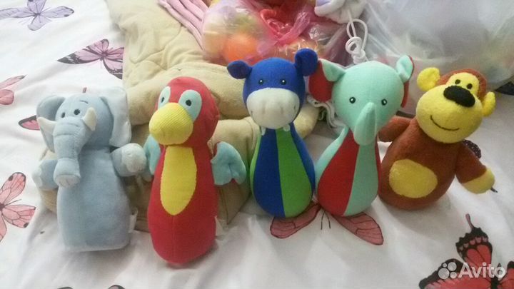 Продам комлект мягких кеглей(погремушки слоник и о