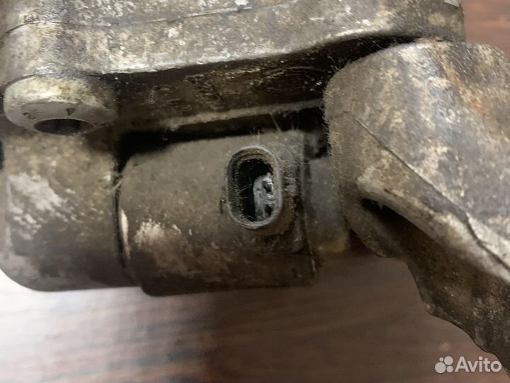 Насос гидроусилителя руля BMW X5 E70 X6 E71