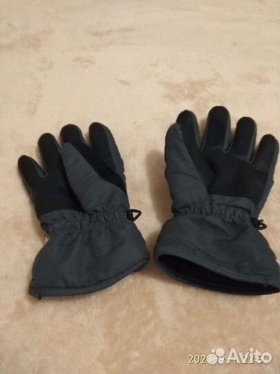 Перчатки на мальчика 10-12 лет