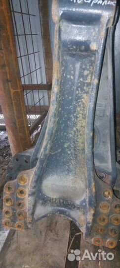 Кронштейн реактивной тяги Ивеко Стралис