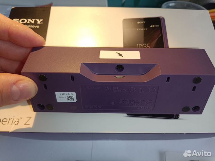 Sony Xperia Z док станция новая