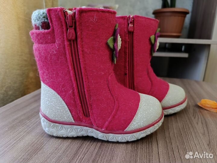 Валенки новые на девочку 29 размер