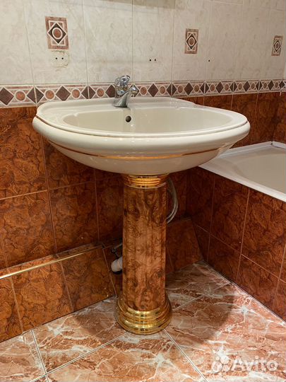 Раковина и биде (Италия)