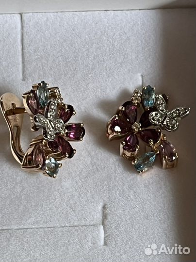 Золотые серьги 585 пробы с натуральными камнями