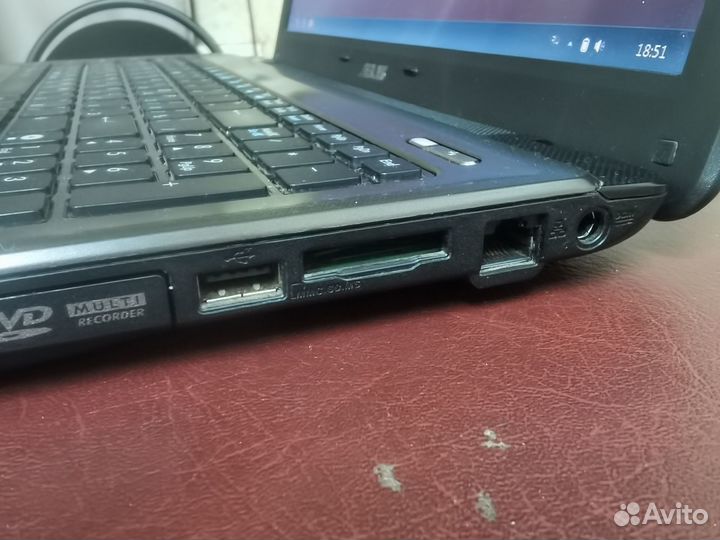 Ноутбук asus