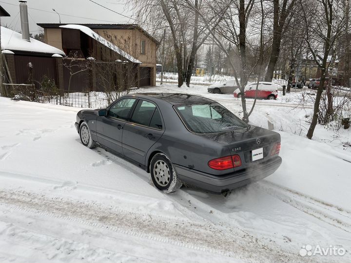 Mercedes-Benz E-класс 2.4 AT, 1998, 200 000 км