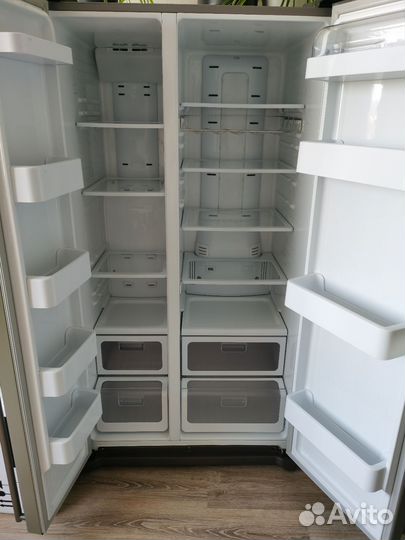 Холодильник side by side