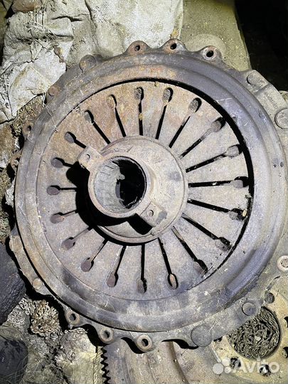 Детали двигателя Ивеко Магирус 420