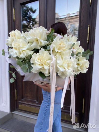 Розы Ажурные, большие розы, белые красные