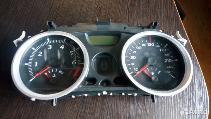 Щиток приборов Рено Меган 2 8200793135 2008г МКПП