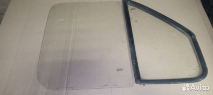 Стекло боковое Форд transit