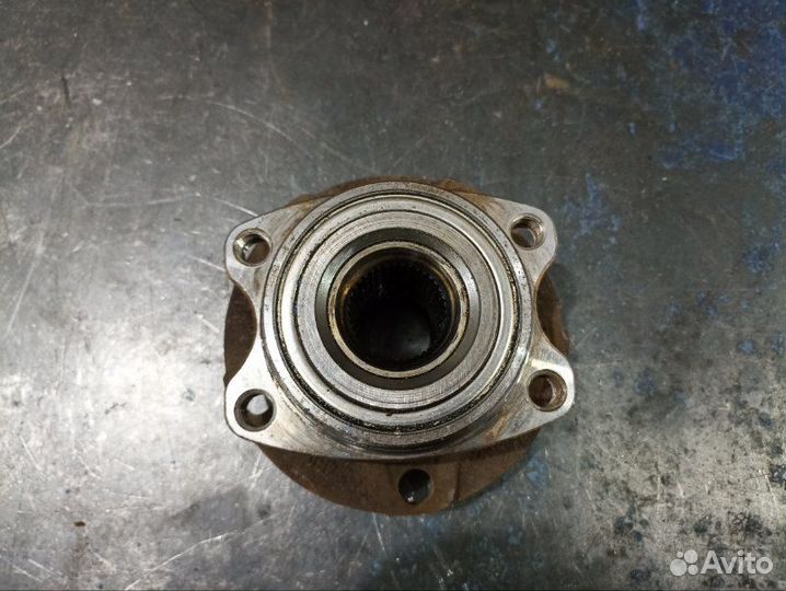 Ступица передняя Audi A4 B7