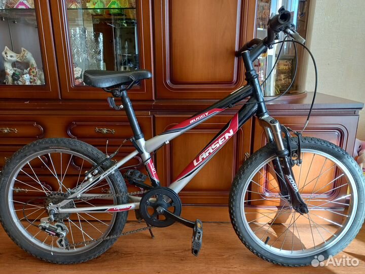 Продается велосипед Larsen Buggy