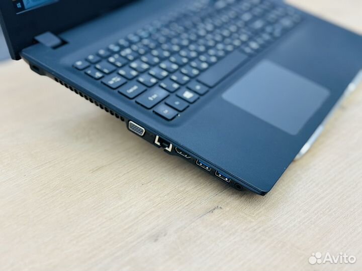 Игровой Acer Core i3-6006U/ 8 RAM/ GeForce 940