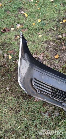 Передний бампер Opel Zafira A