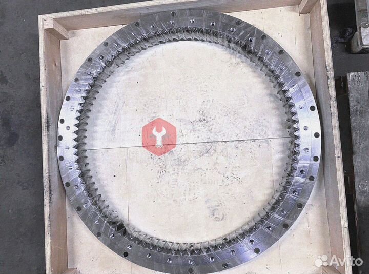 Поворотный круг Hyundai R320LC-9 81N9-01020