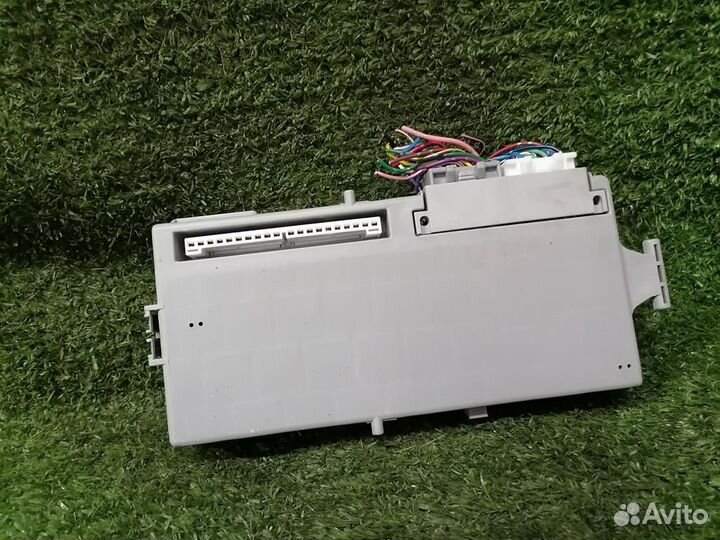 Блок комфорта MR587220 Mitsubishi Grandis NA4W