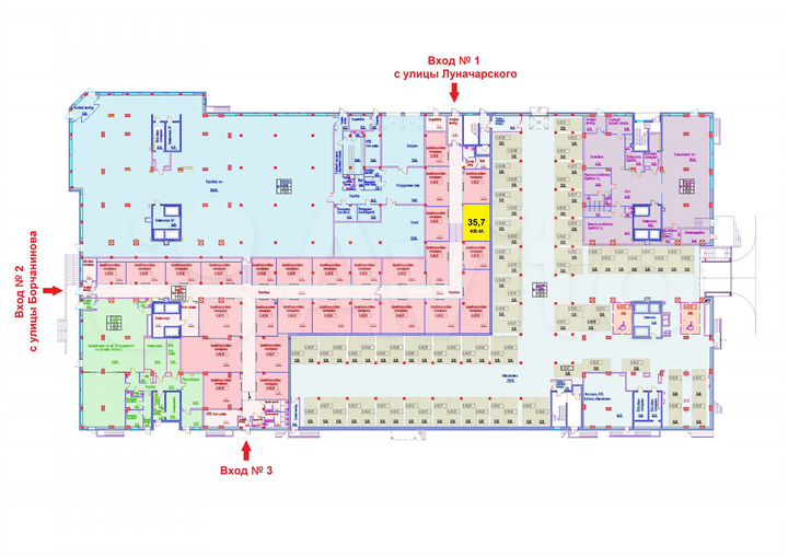 Магазин 35.7 м² (с местом для вывески на фасаде)