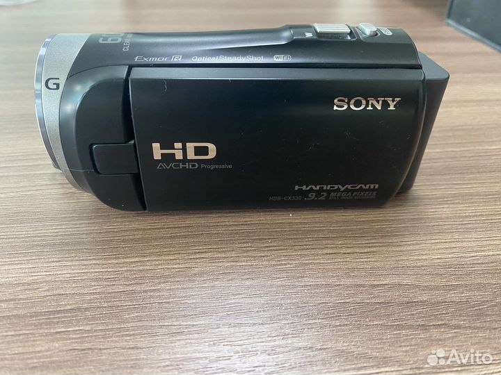 Видеокамера Sony HDR-CX330