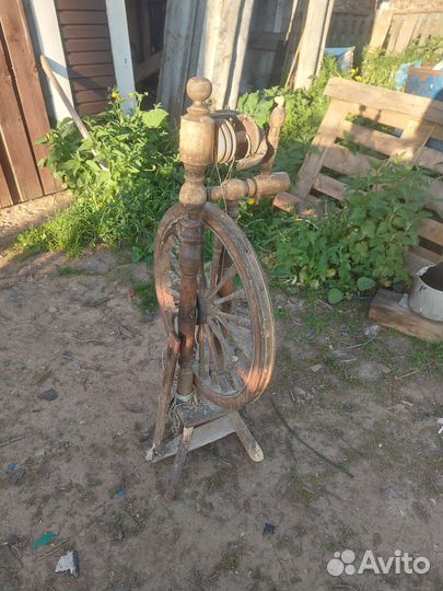 Прялка старинная