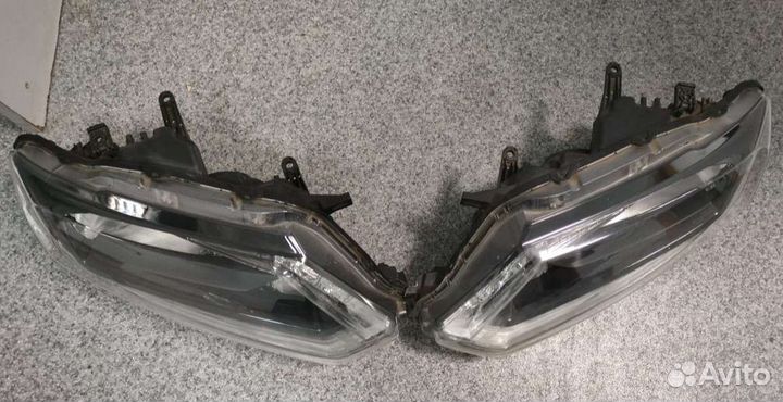 Nissan X-Trail T 32 Фары передние галоген