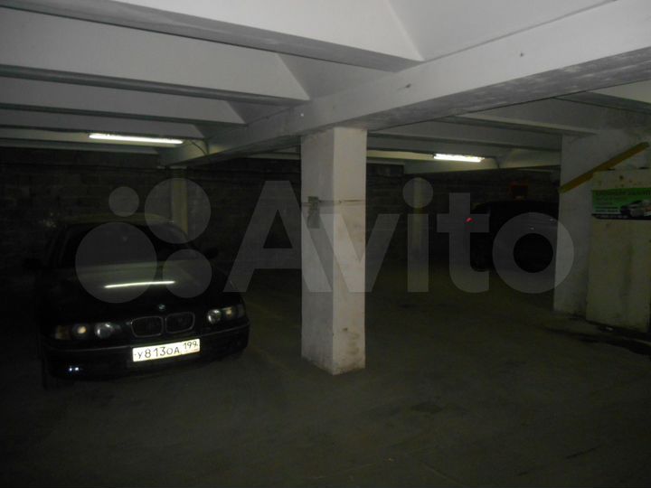 Машиноместо, 21 м²