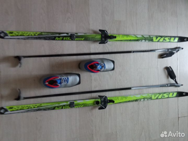 Беговые лыжи