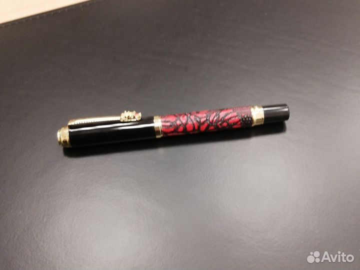 Подарочная шариковая ручка дракон