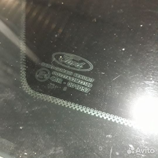 Стекло кузовное (форточка) Форд Фокус 2 универсал