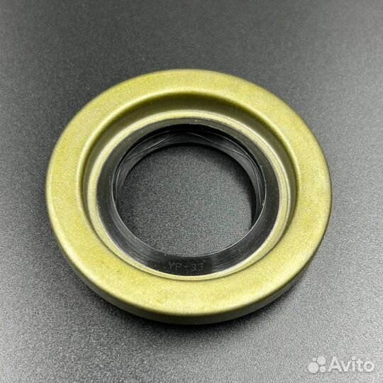 Сальник хвостовика редуктора CanAm BRP