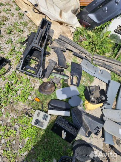 Пластик салона Пежо 406