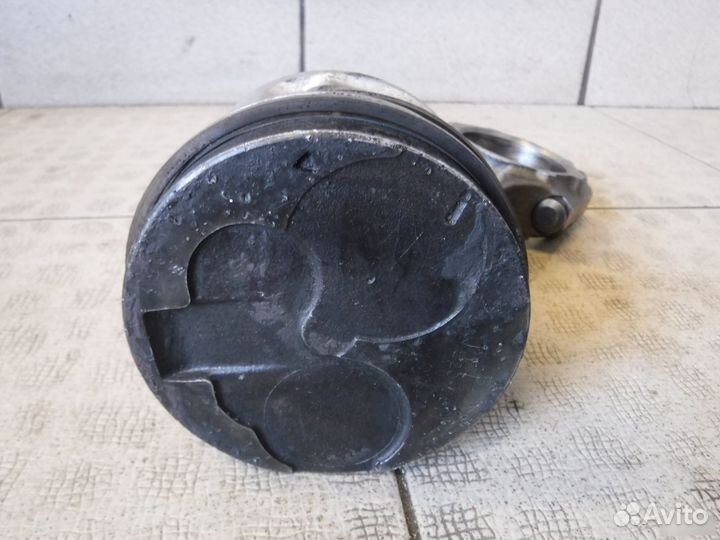 Поршни Mitsubishi Pajero (2) 2.8TD 4M40